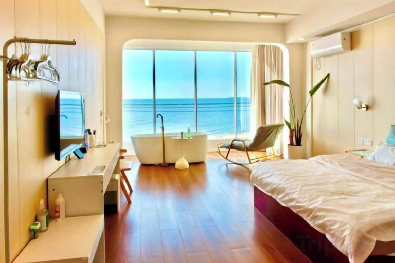 Bedroom 3, Oriental Erlihai Youth Hostel, Hainan