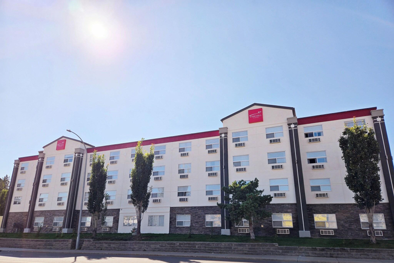 Exterior & Views 3, Park Hill Inn & Suites, Division No. 8