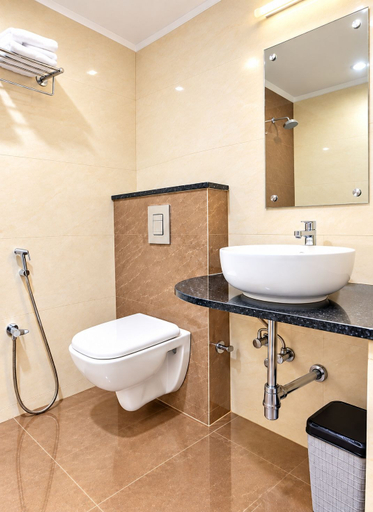 Bathroom 3, Hotel Magaji Comfort Inn, Bangalore