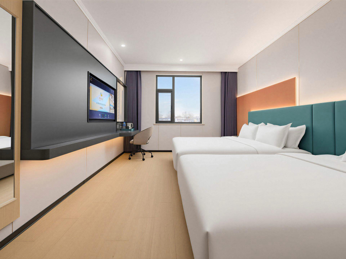 Bedroom 3, 7 Days Premium Beijing Gulou Houhai Branch, Beijing