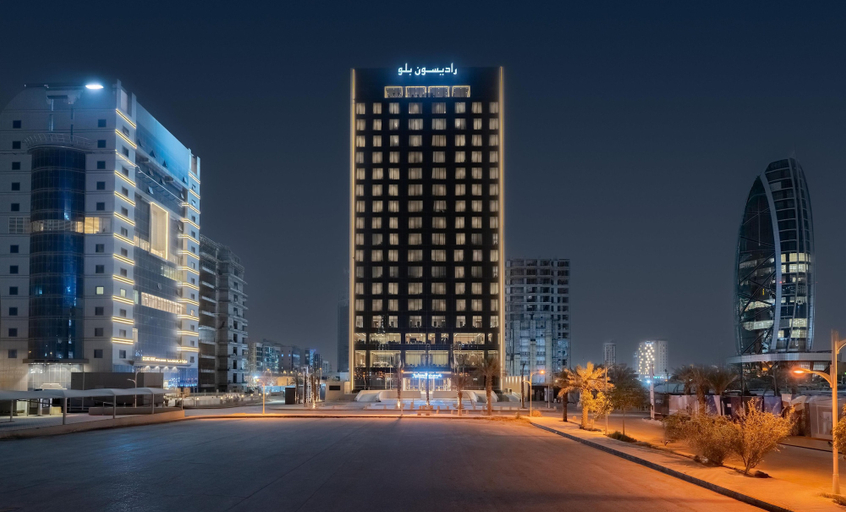Exterior & Views 2, Radisson Blu Hotel, Riyadh Al Sahafa, Riyadh