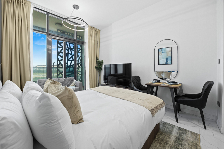 Room 5, 106 Bloomfields Executive STU Gate Masdr, Madinat Zayed