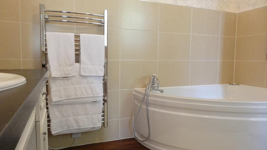 Room 2, Fox Ghyll Country House B B, Cumbria