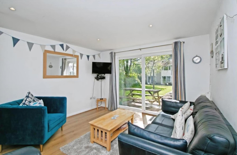 Living room 3, Atlantic Reach Cosy 2-bed With Parking, Cornwall