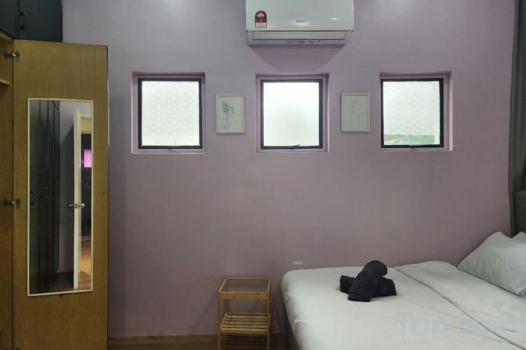 Room 1, Petaling Jaya Ss14 Bungalow/18Pax/SS2/Jaya One, Petaling Jaya