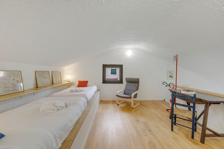 Room 3, Oasi nel Parco - Hillside Home With Shared Pool, Verbano-Cusio-Ossola