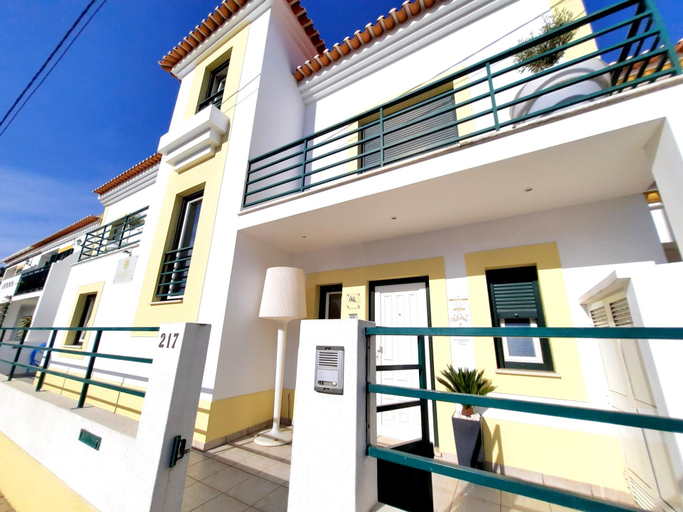 Exterior & Views 2, Milfontes Guest House, Odemira