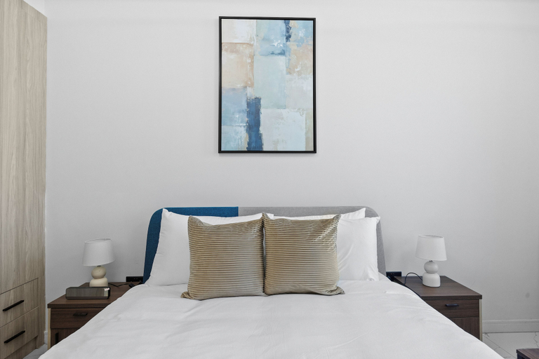 Room 3, 106 Bloomfields Executive STU Gate Masdr, Madinat Zayed