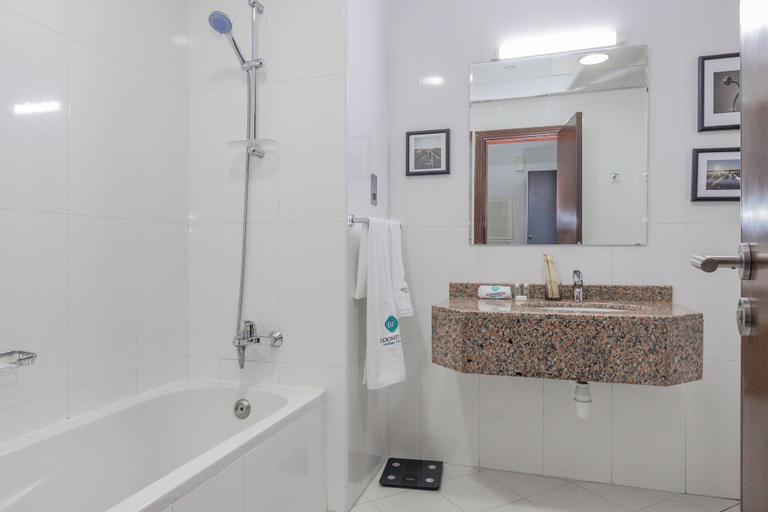 Bathroom, Bloomfileds Executive STU in Hydra, Abu Dhabi City