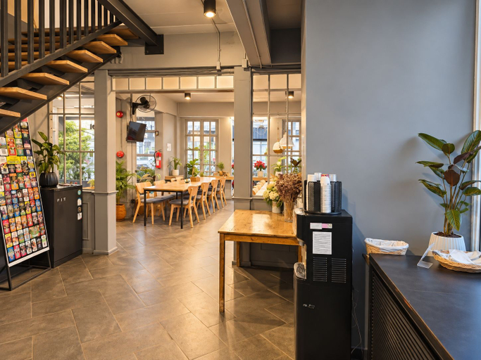 Food & Drinks 5, Mandalar Arch 39 Hotel, Muang Chiang Mai