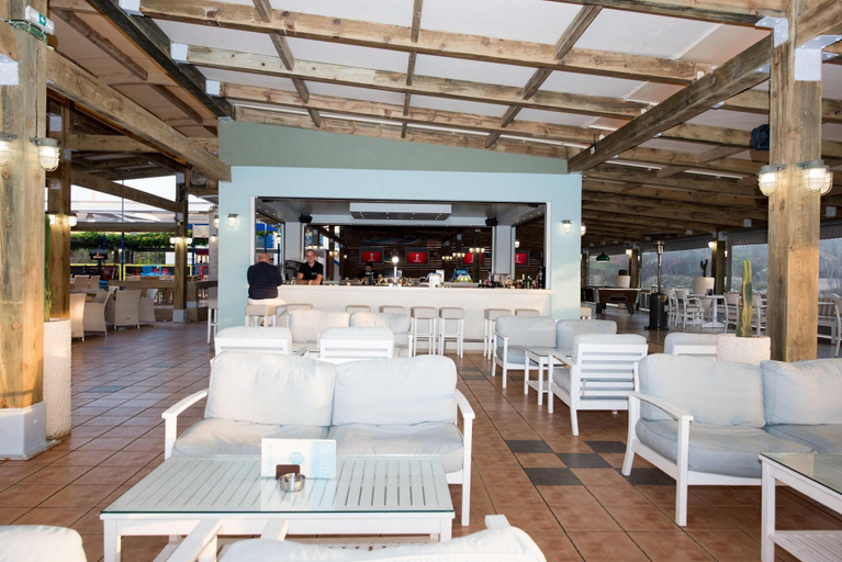 Food & Drinks, Mikes Beach Apartments & Studios, Crete