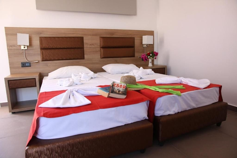 Bedroom 3, Porto Plazza Hotel, Crete