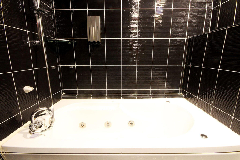 Bathroom 4, Hotel 42st, Busanjin