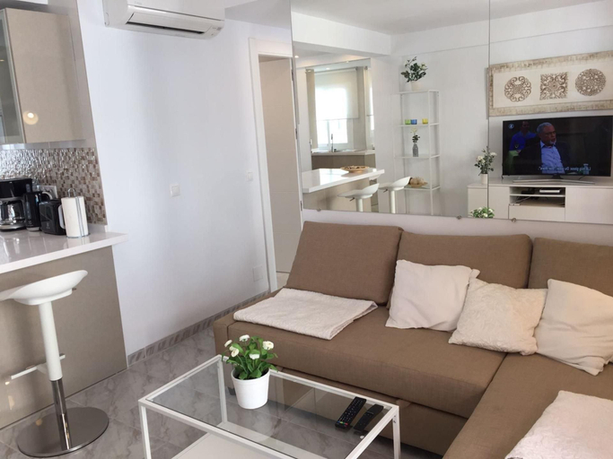 Living area 3, Seaside 2 Bedroom Condo Fuengirola Spain, Málaga