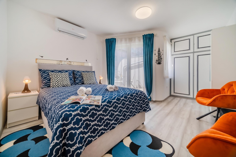 Room 1, Rooftop Terrace Apartment in Zagreb Lower Town, Zagreb