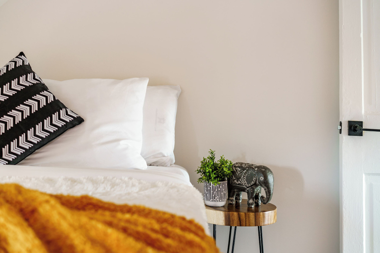 Room 3, Jungle House Boutique Residences – Downtown Columbus & Short North, Franklin