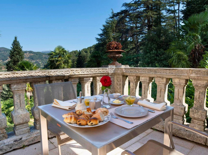 Others 4, Chateau Clement, Ardèche