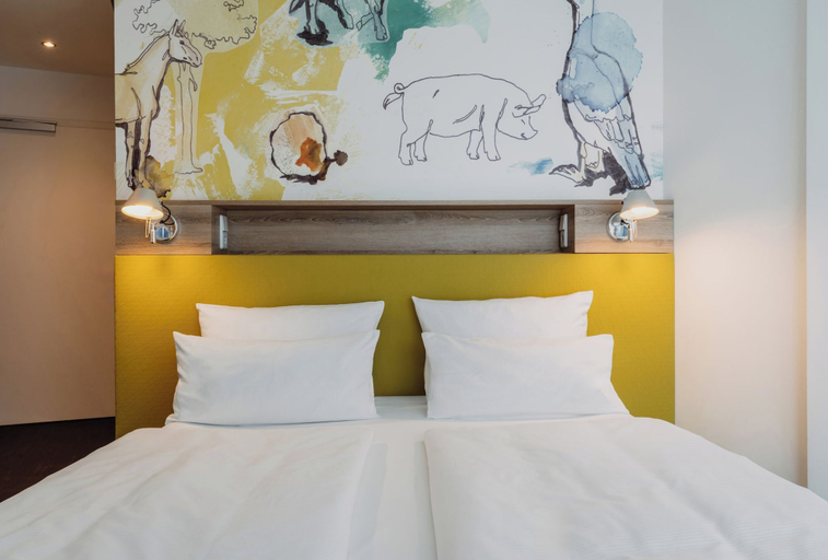 Bedroom 5, Grimms Potsdamer Platz, Berlin