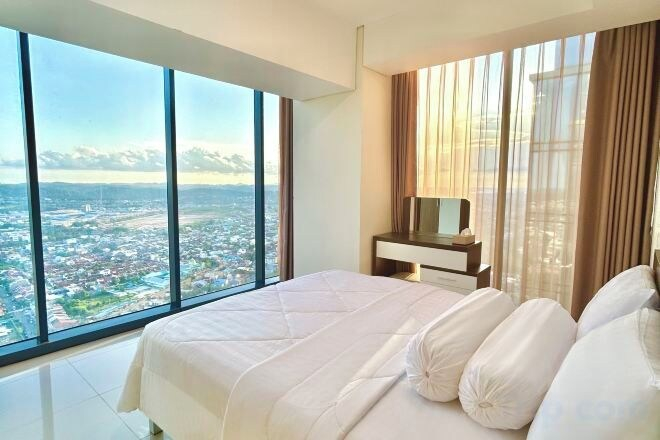 4, 53rd Floor, 2 Br, Netflix, Apt with View by Sky, Batam
