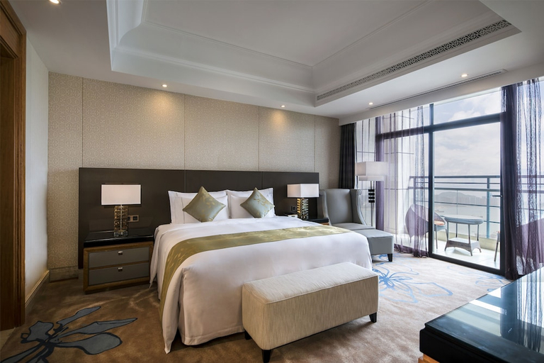 Bedroom 2, Wyndham Grand Xiamen Haicang, Xiamen