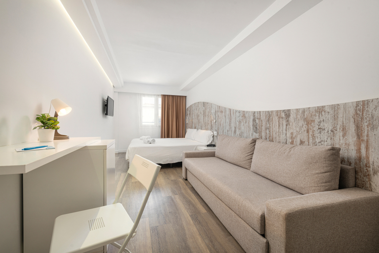 Bedroom 3, Welikehotel Triton Beach, Baleares