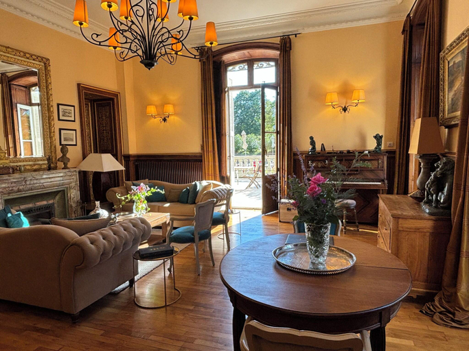 Public Area 2, Chateau Clement, Ardèche
