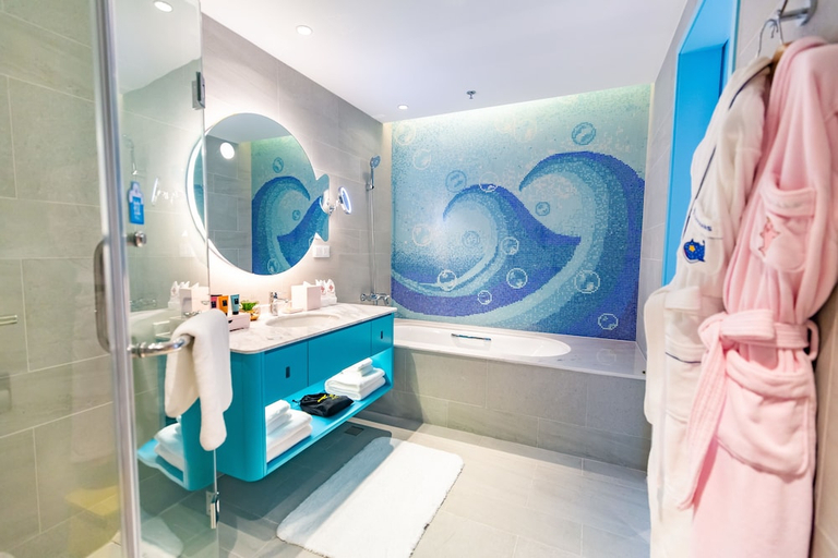 Bathroom 4, Shanghai Haichang Resort Hotel, Shanghai