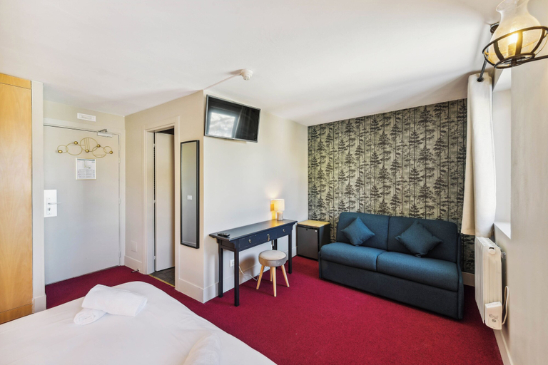 Bedroom 5, Hôtel Turan, Isère