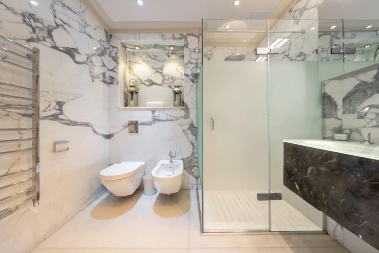Bathroom 3, Mayfair Apartment, London