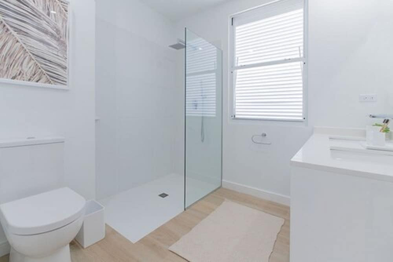 Bathroom 3, Garden Grove