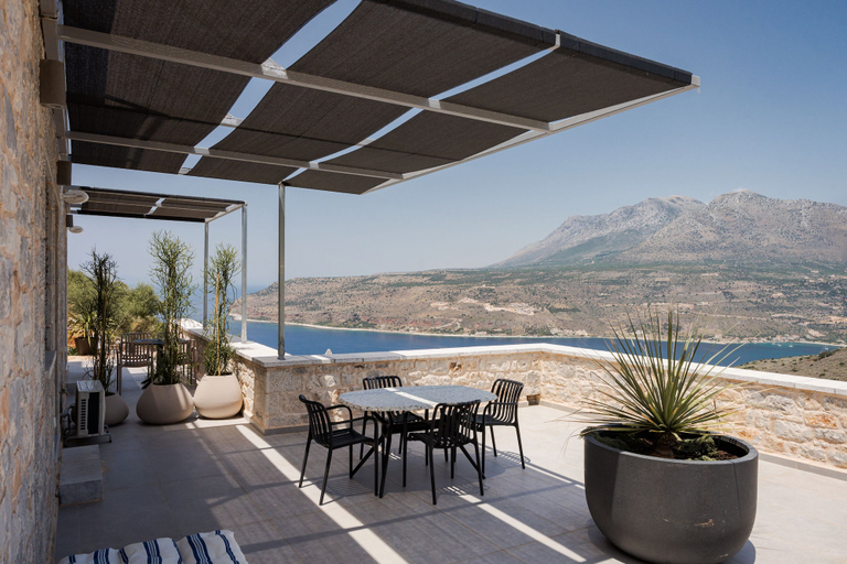 Food & Drinks, The One Limeni, Peloponnese