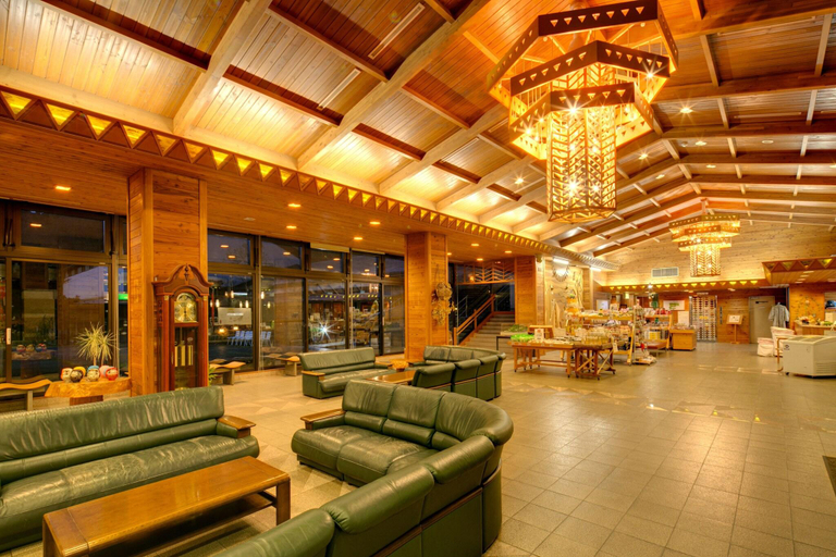 Public Area 2, Conifer Iwabitsu, Higashiagatsuma