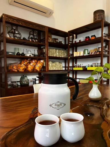 Food & Drinks 5, S8 Boutique Hotel near KLIA 1 & KLIA 2, Sepang