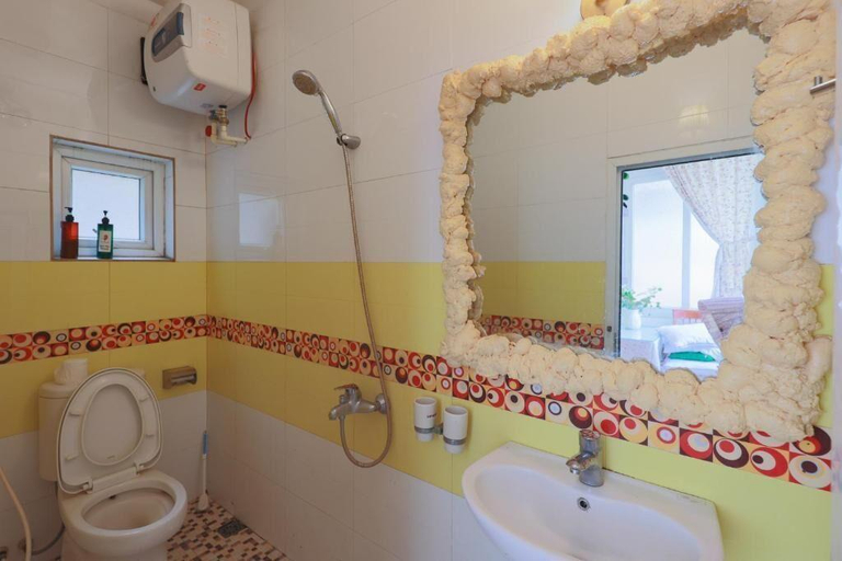 Bathroom, Cozy Fun Homestay 12, Hoàn Kiếm