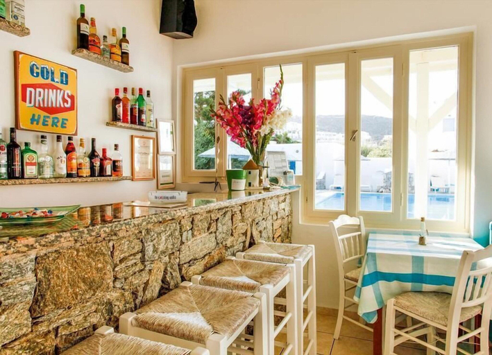 Food & Drinks 4, Anemos Studios, South Aegean