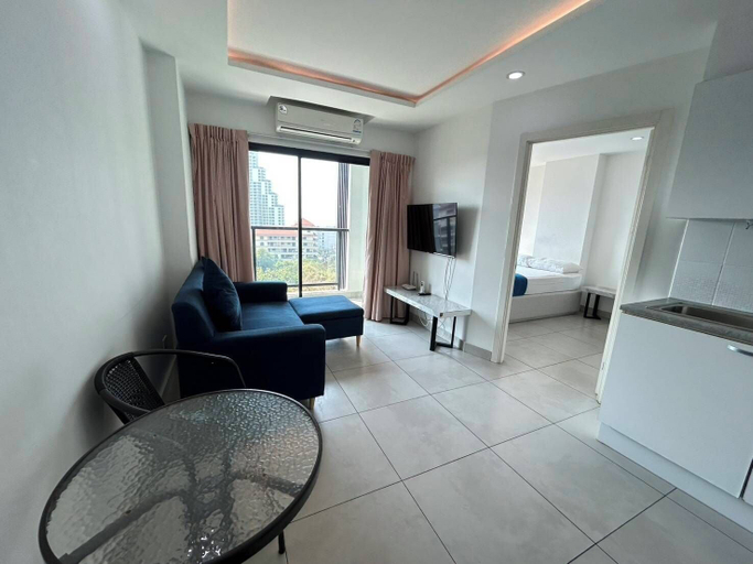 Room 2, Cirrus Residence, Pattaya