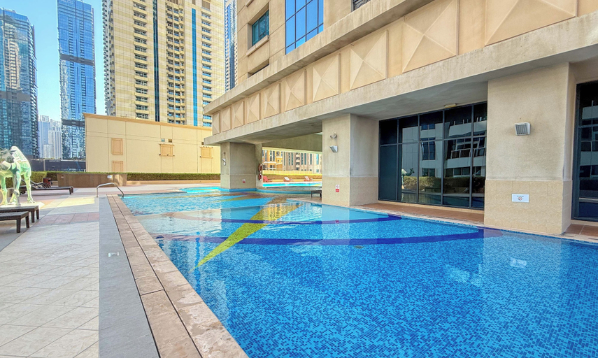 Sport & Beauty, LUX The Al Seef Marina 4 bed Suite, Dubai