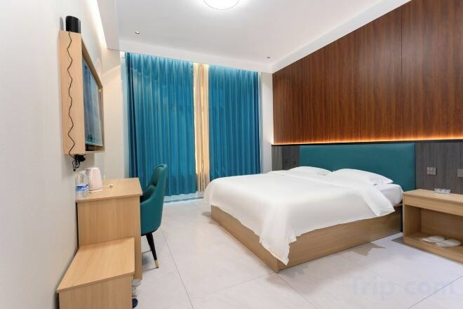 Bedroom 2, Haoping Birth House Business Hotel, Zibo