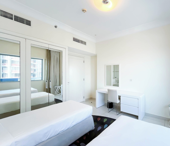Bedroom 2, Elegant 2-bed Retreat Stunning Downtown Views, Dubai