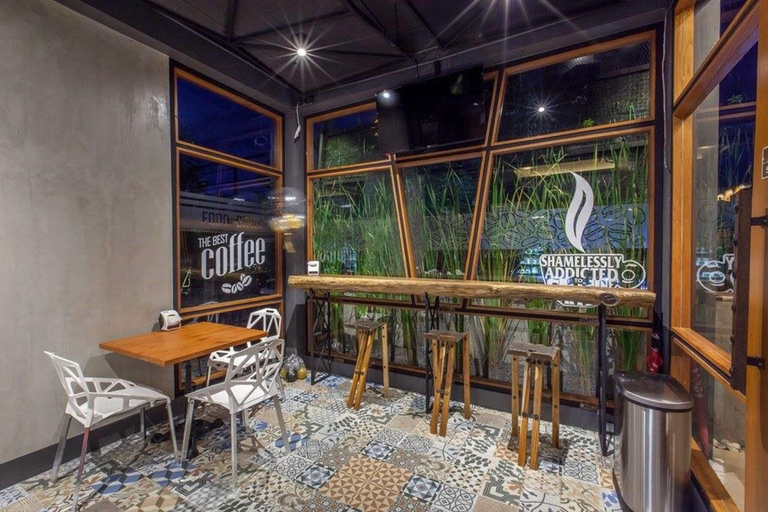 Food & Drinks 5, Loft Mania Boutique Hotel, Muang Chumphon