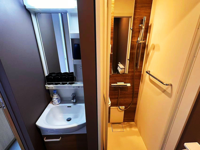 Bathroom 4, WINN hotel, Taitō