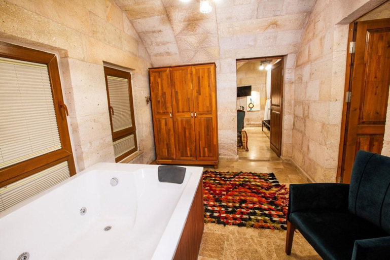 Bathroom 2, Caldera Cave Hotel, Nevşehir