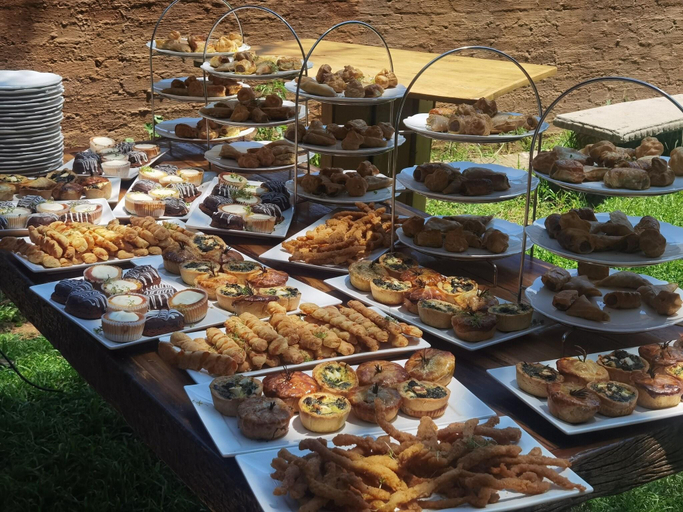 Food & Drinks 5, Random Harvest Country Cottages, West Rand