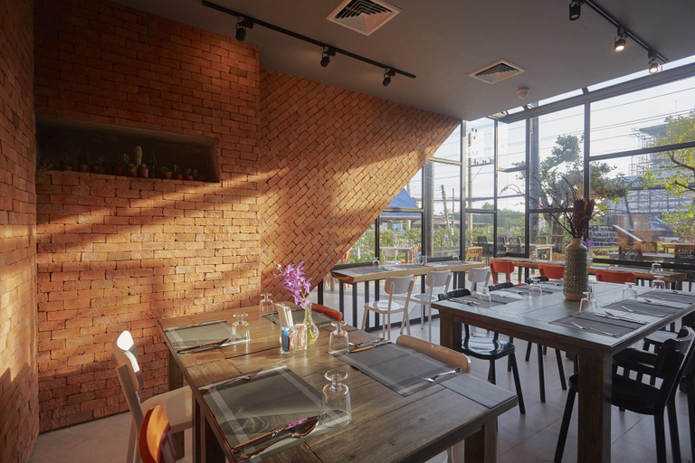 Food & Drinks 5, Whale Hua Hin, Hua Hin