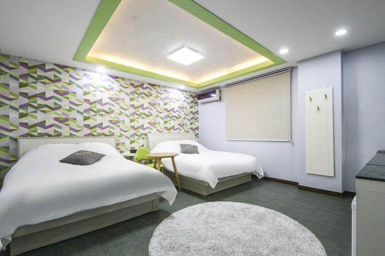 Bedroom 4, Chuncheon Bulnabi Motel, Chuncheon