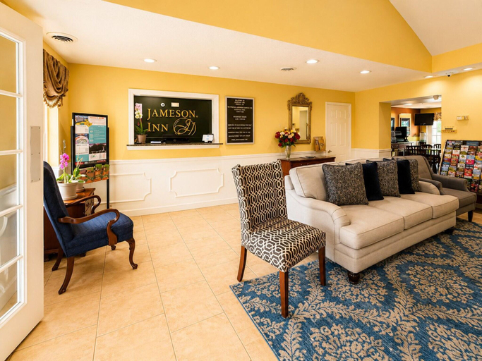 Public Area 2, Jameson Inn Perry, Houston
