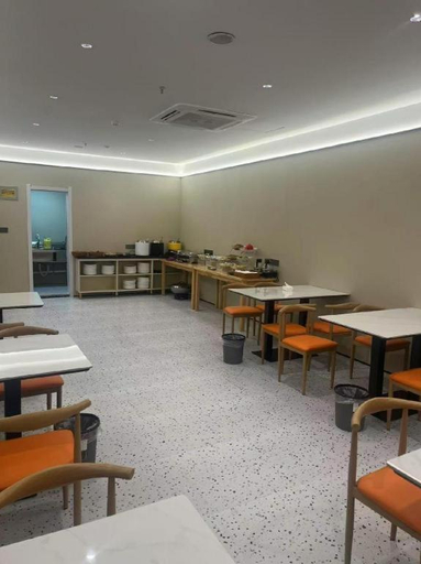 Food & Drinks 4, 7 Days Inn Qingdao Shandong Road Zhenning Overpass Branch, Qingdao