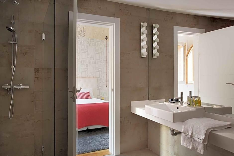 Bathroom 2, Palacio Pl Conde De Miranda, Madrid