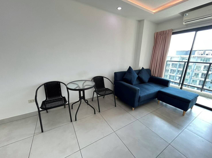 Living area 3, Cirrus Residence, Pattaya