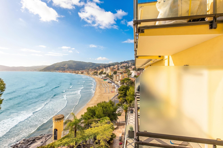 Exterior 3, Attico Giancardi - Beachfront Sea-view Terrace, Savona